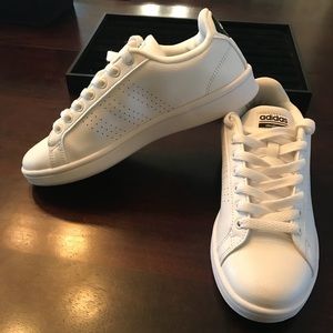 adidas advantage court